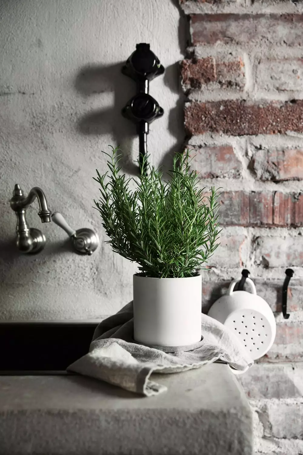 Ernst Geschirrhandtuch Leinen 47x70 Cm, Dunkelgrau 4 Ernst Geschirrhandtuch Leinen 47x70 Cm, Dunkelgrau – Bild 4