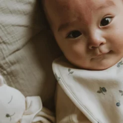 Garbo & Friends Blueberry Kuscheltuch 9 Garbo & Friends Blueberry Kuscheltuch -Kindertextilien Verkäufe garbo friends blueberry cuddle cloth 4