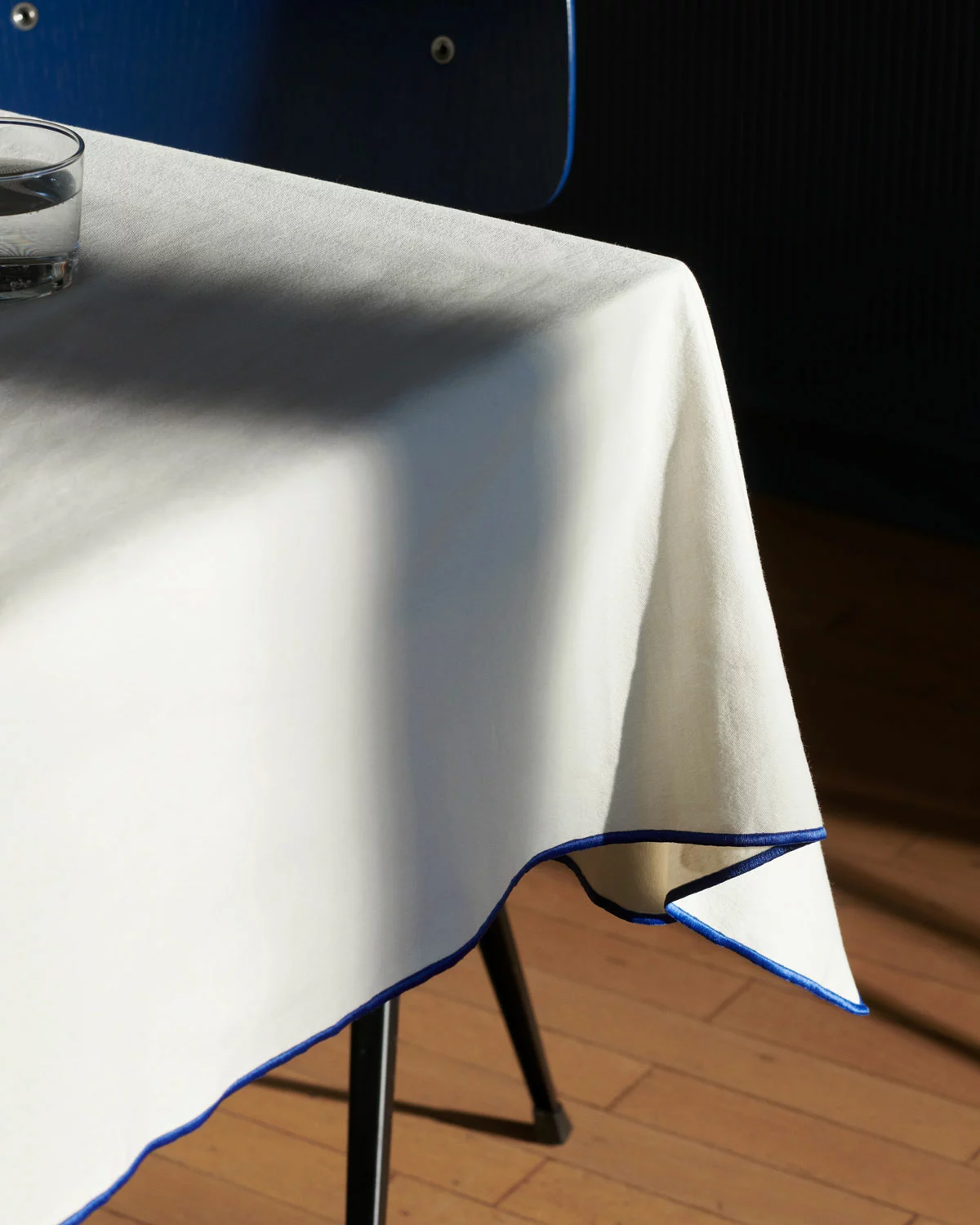 Hay Outline Tischdecke, 140x250 Cm, Cream 2 Hay Outline Tischdecke, 140x250 Cm, Cream – Bild 2