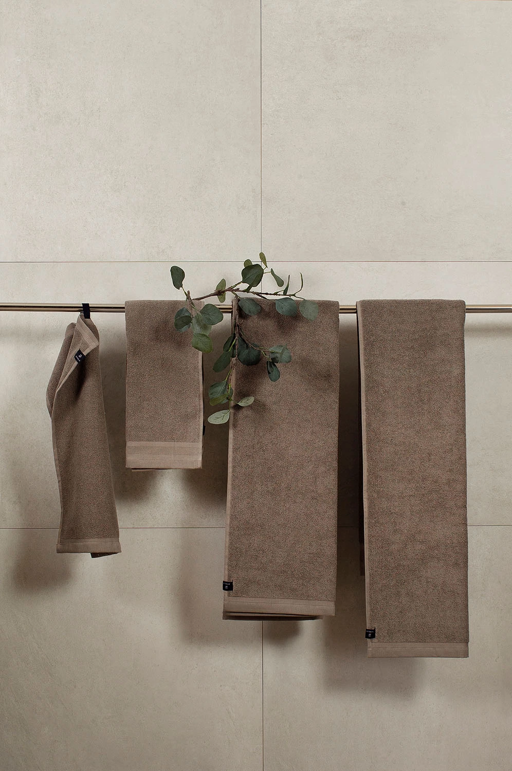 Himla Lina Handtuch 50x70 Cm, Driftwood 3 Himla Lina Handtuch 50x70 Cm, Driftwood – Bild 3