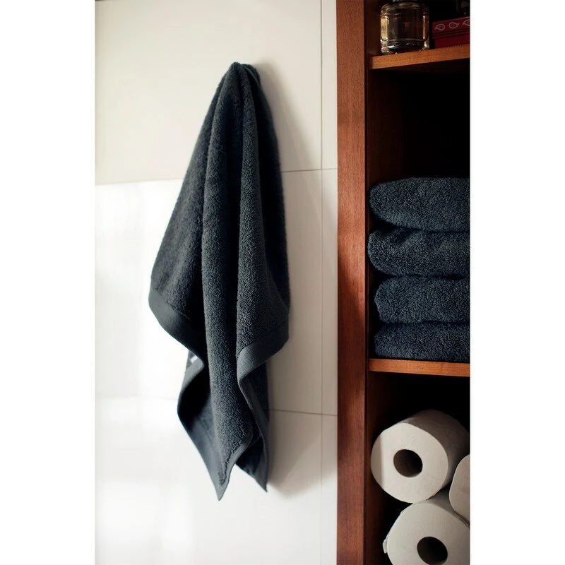 Himla Maxime Badetuch 100x150 Cm, Blue Shadow 2 Himla Maxime Badetuch 100x150 Cm, Blue Shadow – Bild 2