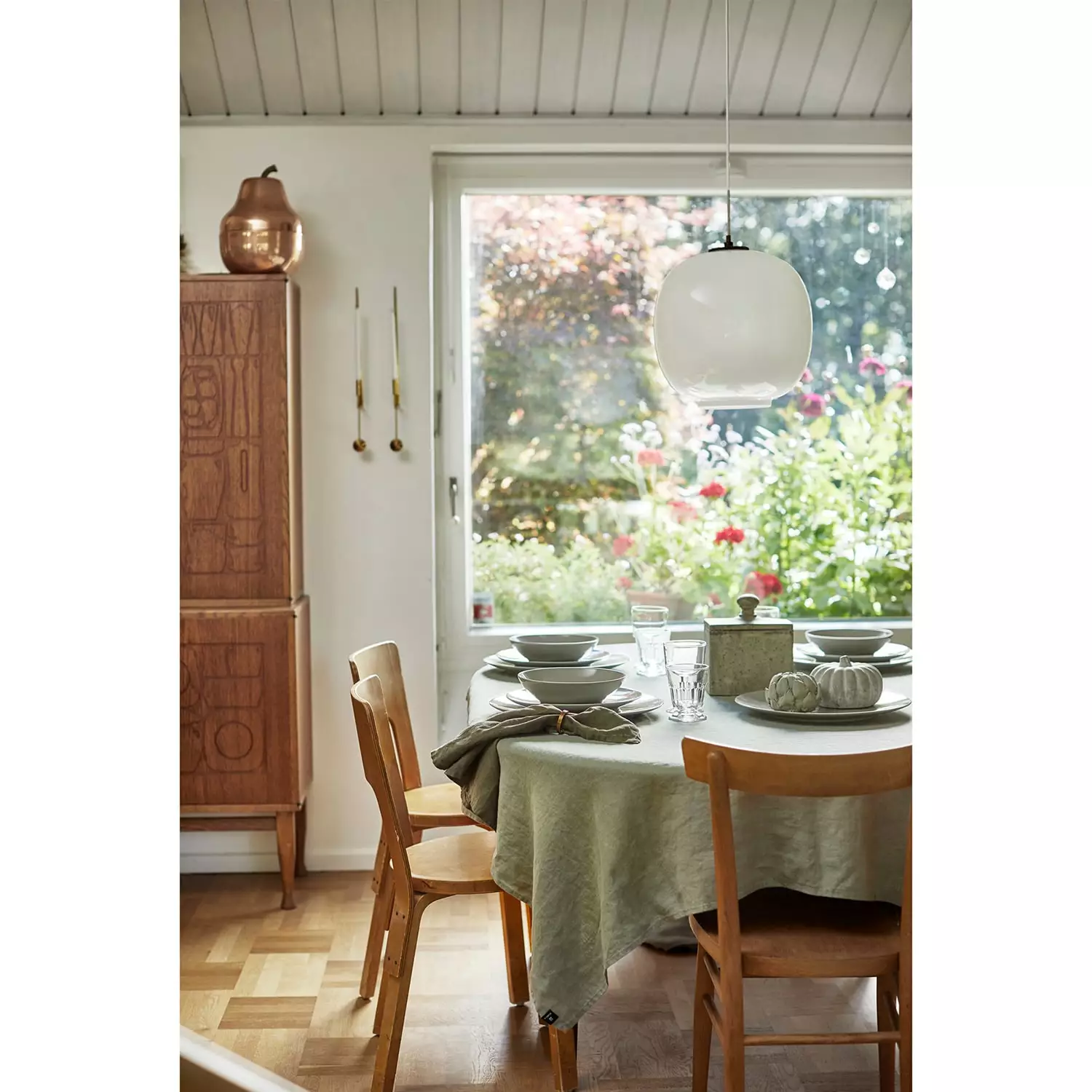 Himla Sunshine Tischdecke 145x330 Cm, Sage 3 Himla Sunshine Tischdecke 145x330 Cm, Sage – Bild 3