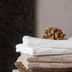 Mette Ditmer Geo Handtuch Chocolate, 50x90 Cm -Kindertextilien Verkäufe mette ditmer geo guest towel w40xl55 cm chocolate 7