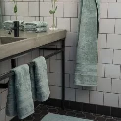 Mille Notti Fontana Handtuch 50x70cm, Graugrün EKO 5 Mille Notti Fontana Handtuch 50x70cm, Graugrün EKO -Kindertextilien Verkäufe mille notti fontana handtuch 100x150cm graugrun eko 2 3 scaled