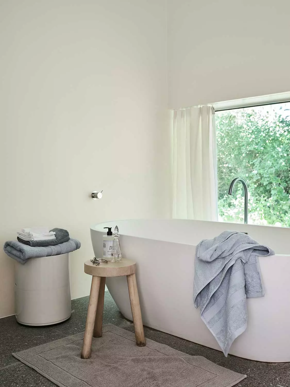 Mille Notti Fontana EKO Handtuch Eisblau, 100x150 Cm 2 Mille Notti Fontana EKO Handtuch Eisblau, 100x150 Cm – Bild 2