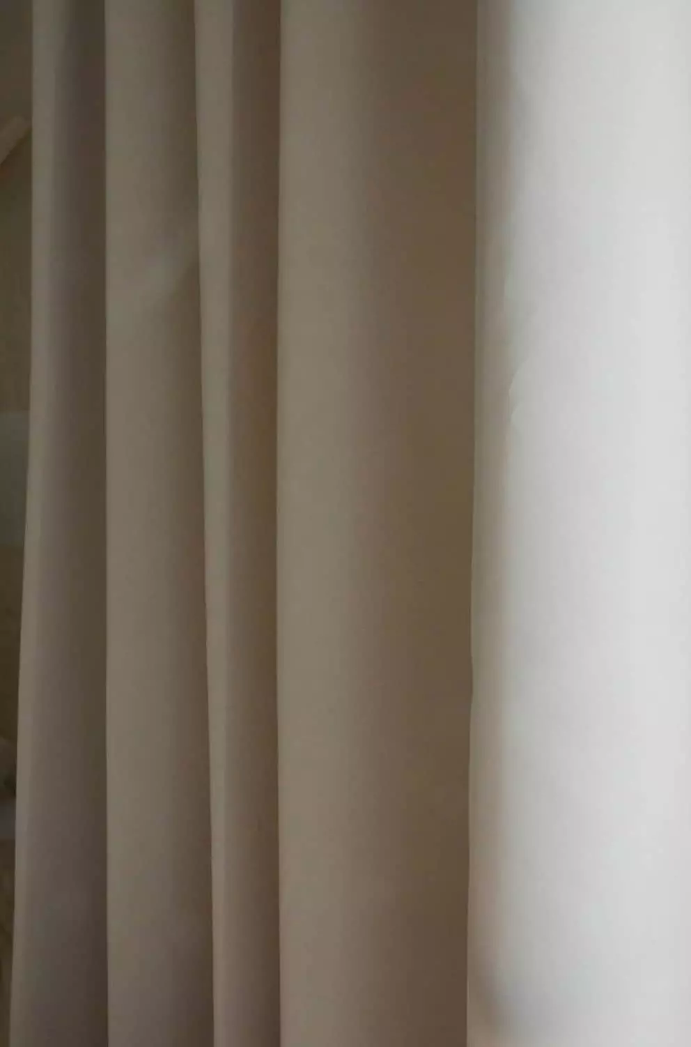 Mimou Lichtundurchlässiger Hotelvorhang, 290x250 Cm, Natur 3 Mimou Lichtundurchlässiger Hotelvorhang, 290x250 Cm, Natur – Bild 3