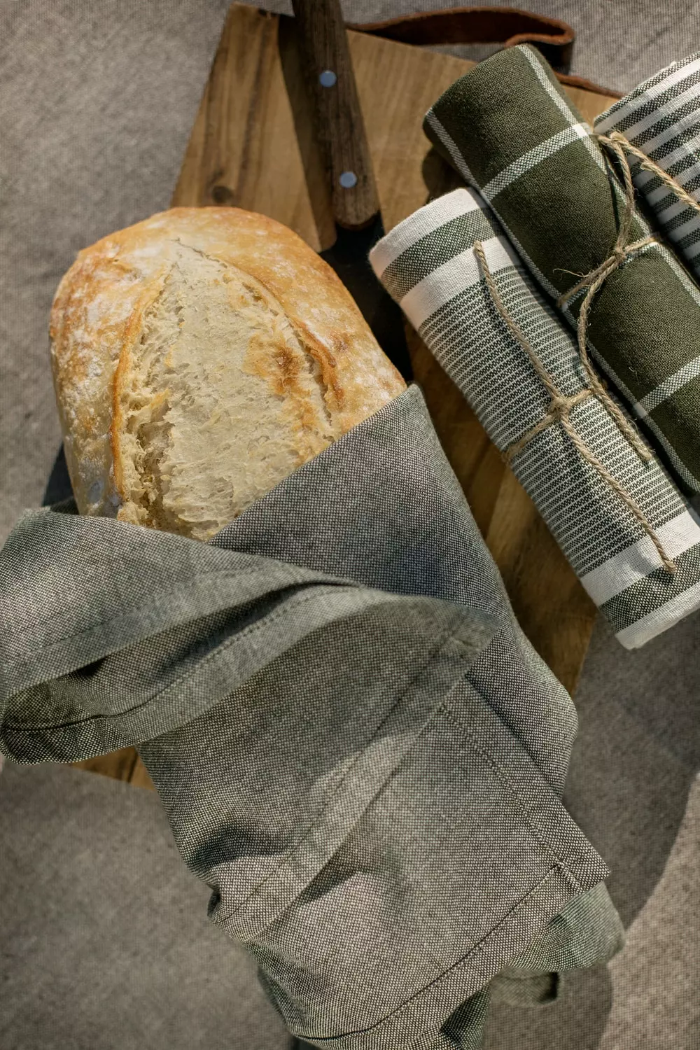 Recycled By Wille Geschenkset Küche 4 Küchenhandtücher + 2 Topflappen, Dunkelgrau 4 Recycled By Wille Geschenkset Küche 4 Küchenhandtücher + 2 Topflappen, Dunkelgrau – Bild 4