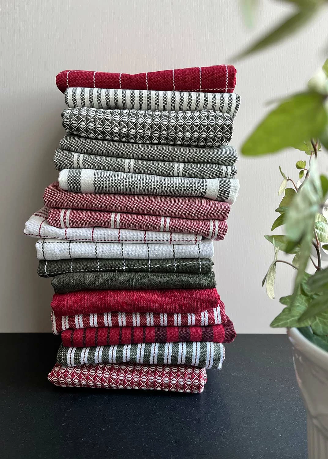 Recycled By Wille Astrid Geschirrtuch 2-er Set 50x70 Cm, Olivgrün/Weiß 5 Recycled By Wille Astrid Geschirrtuch 2-er Set 50x70 Cm, Olivgrün/Weiß – Bild 5